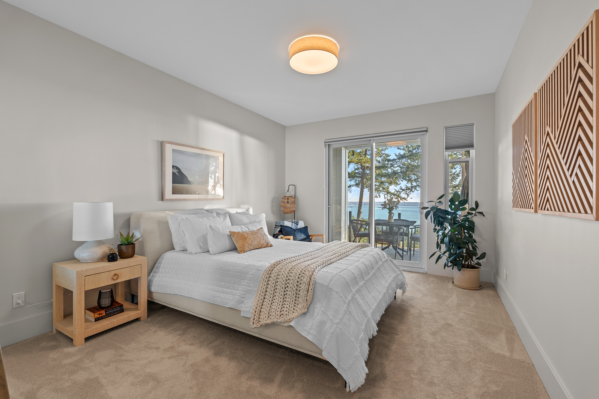 #8 – 5110 Alderfeild Place